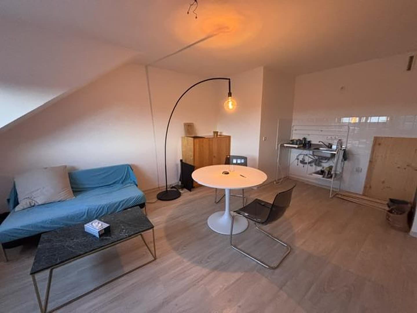 Schöne Single-Wohnung - Nähe Flughafen Köln Bonn