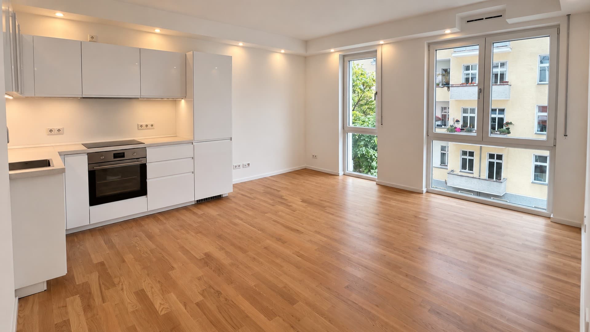 Erstbezug in Prenzlauer Berg: Helle 3 Zimmer mit Balkon, Einbauküche und Aufzug, Barrierefrei