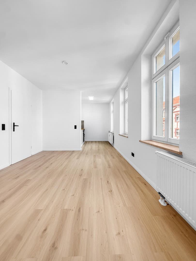 Erstbezug nach Sanierung: Helle Wohnung mit moderner Ausstattung