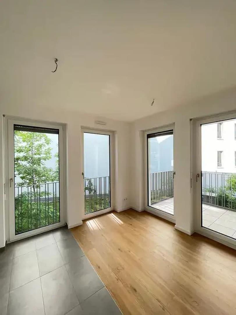 2-Zimmer-Terrassenwohnung Frankfurt Innenhof