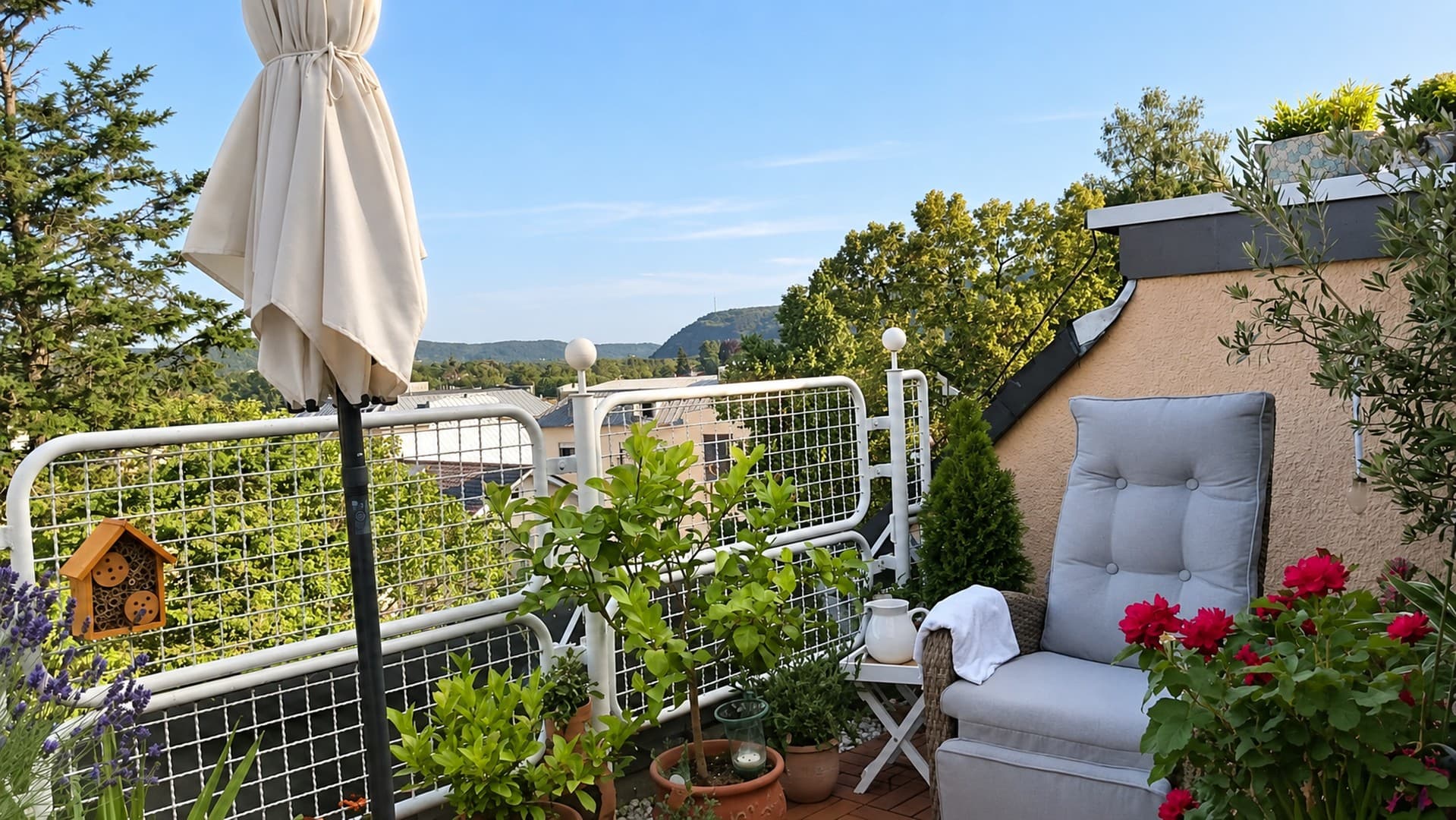 Helle Maisonettewohnung mit Balkon & Dachterrasse in Top-Lage von Remagen