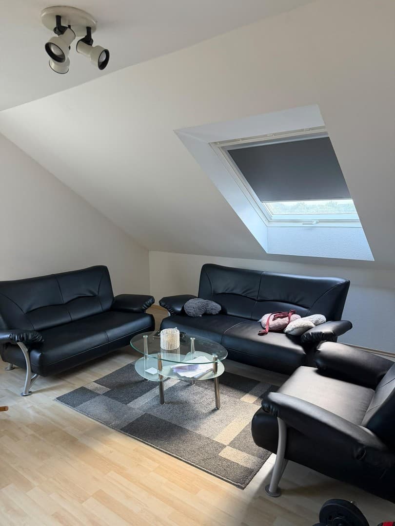 schöne Vollmöblierte 2-Zimmer Wohnung mit Garten in Overath - Steinenbrück