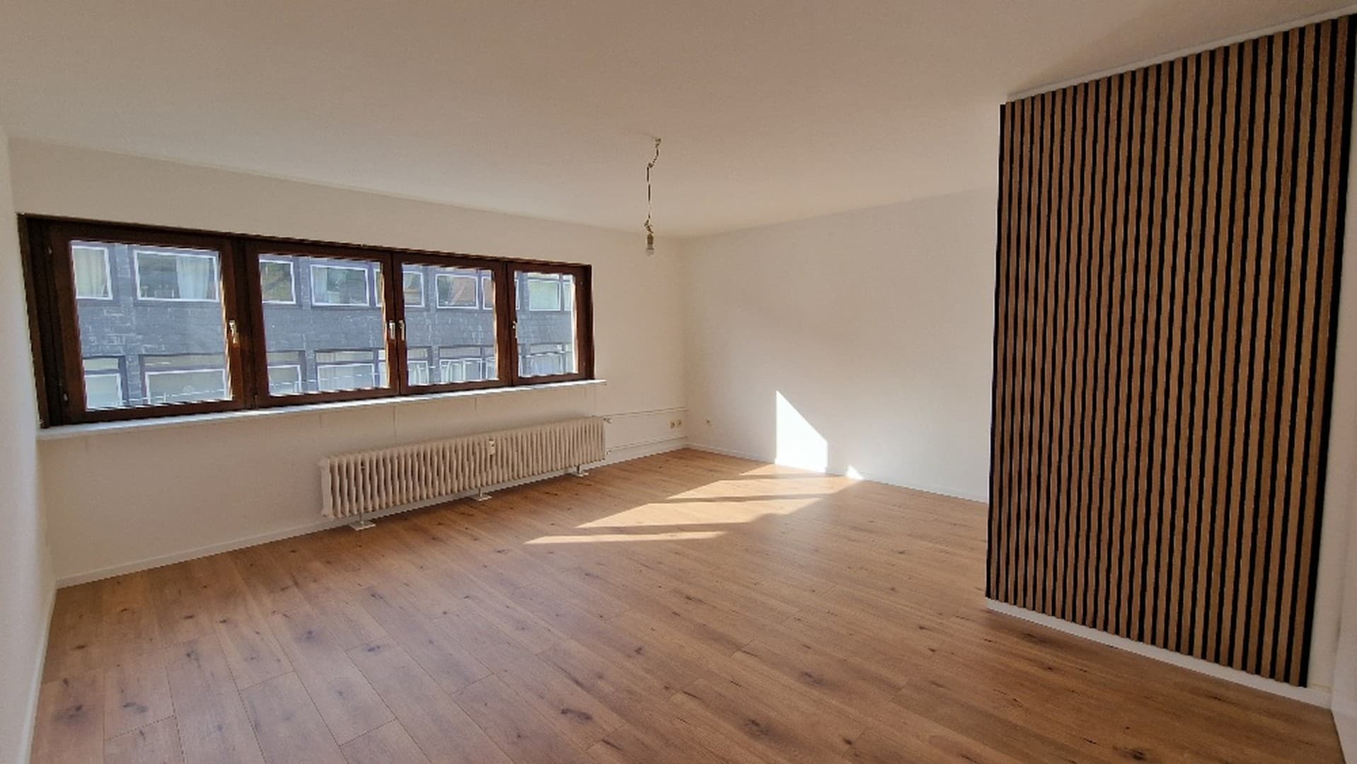 Stylische und renovierte 1-Zimmer Wohnung Nähe Schwebebahn Barmen