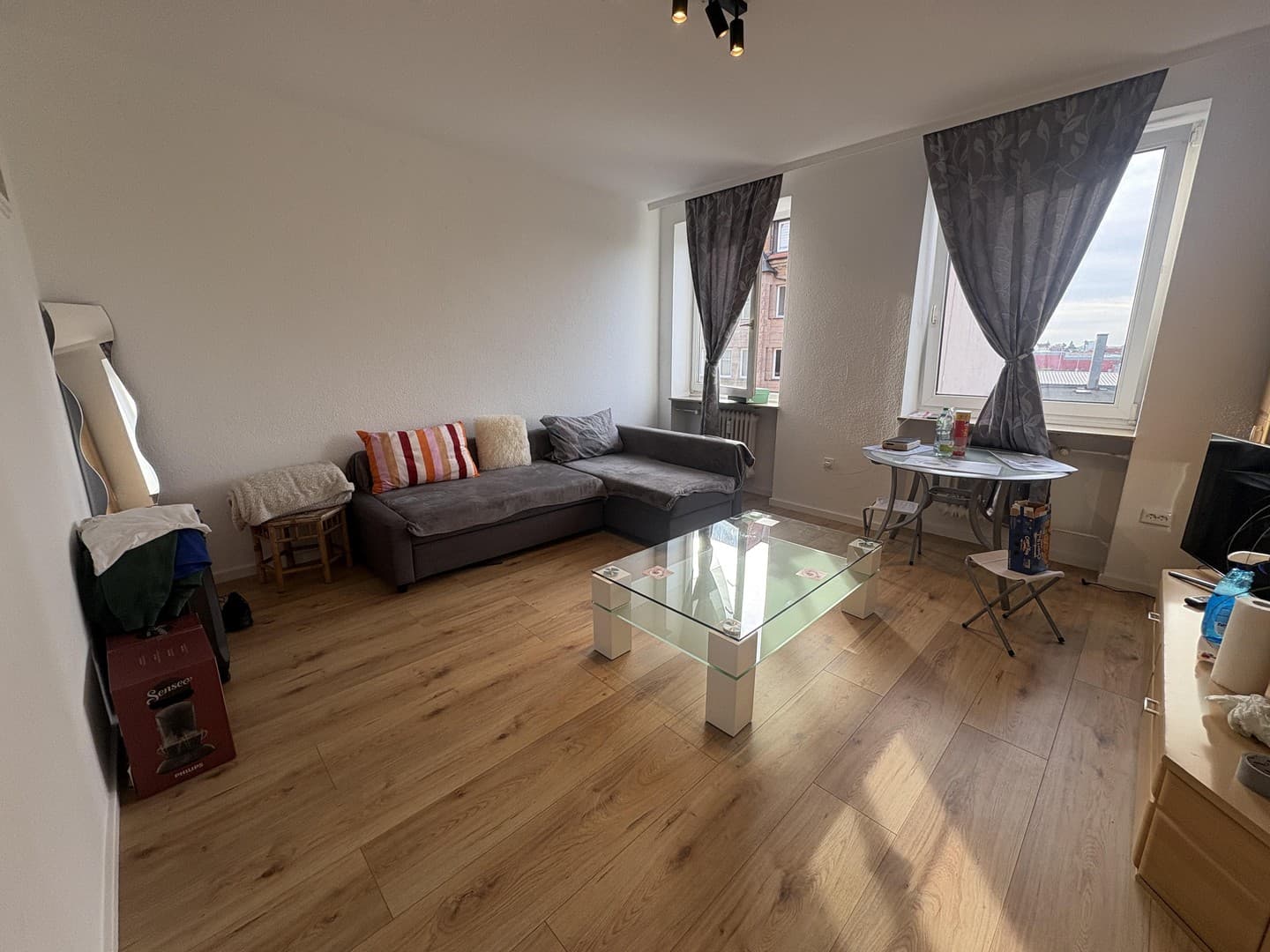 Zweitbezug nach Renovierung / 2-Zimmer Wohnung mit Einbauküche in zentraler Lage in Fürth