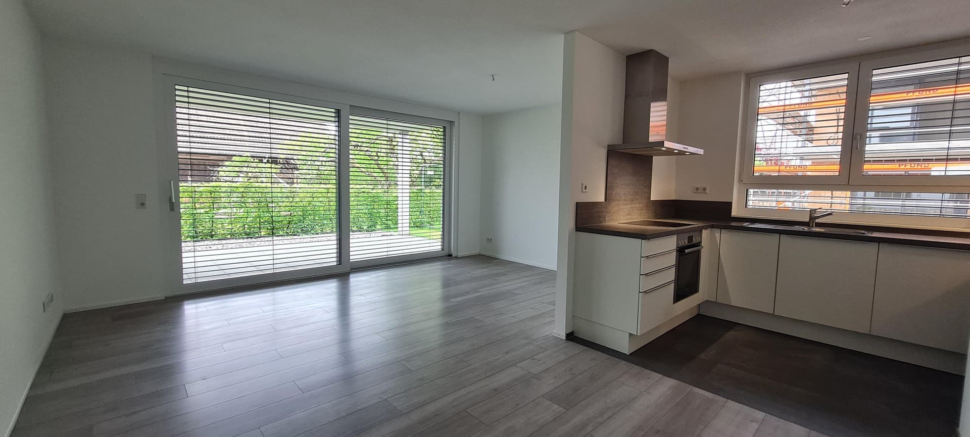 moderne 3,5 Zimmerwohnung 1.OG mit Lift, EBK und überdachtem Balkon