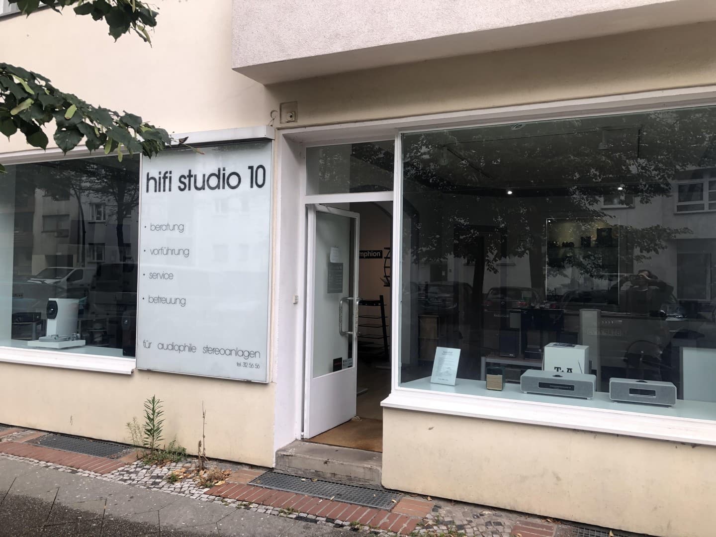 Top Lage in Grolmanstr. neu renoviert - EG - Arztpraxis, Büro, Niederlassung 155m2 + 3 Lagerräume