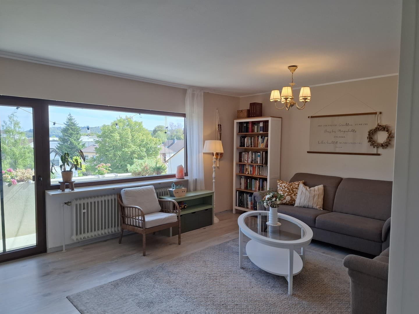 Top-gepflegte 3-Zimmer-Wohnung mit schönem Ausblick