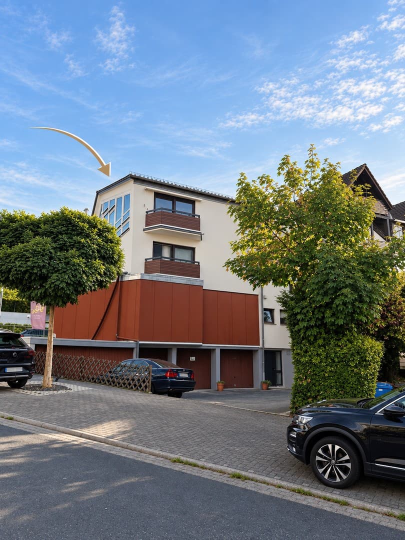 3 Zimmer, Balkon & Burgblick: hochwertig sanierte Wohnung in Königstein