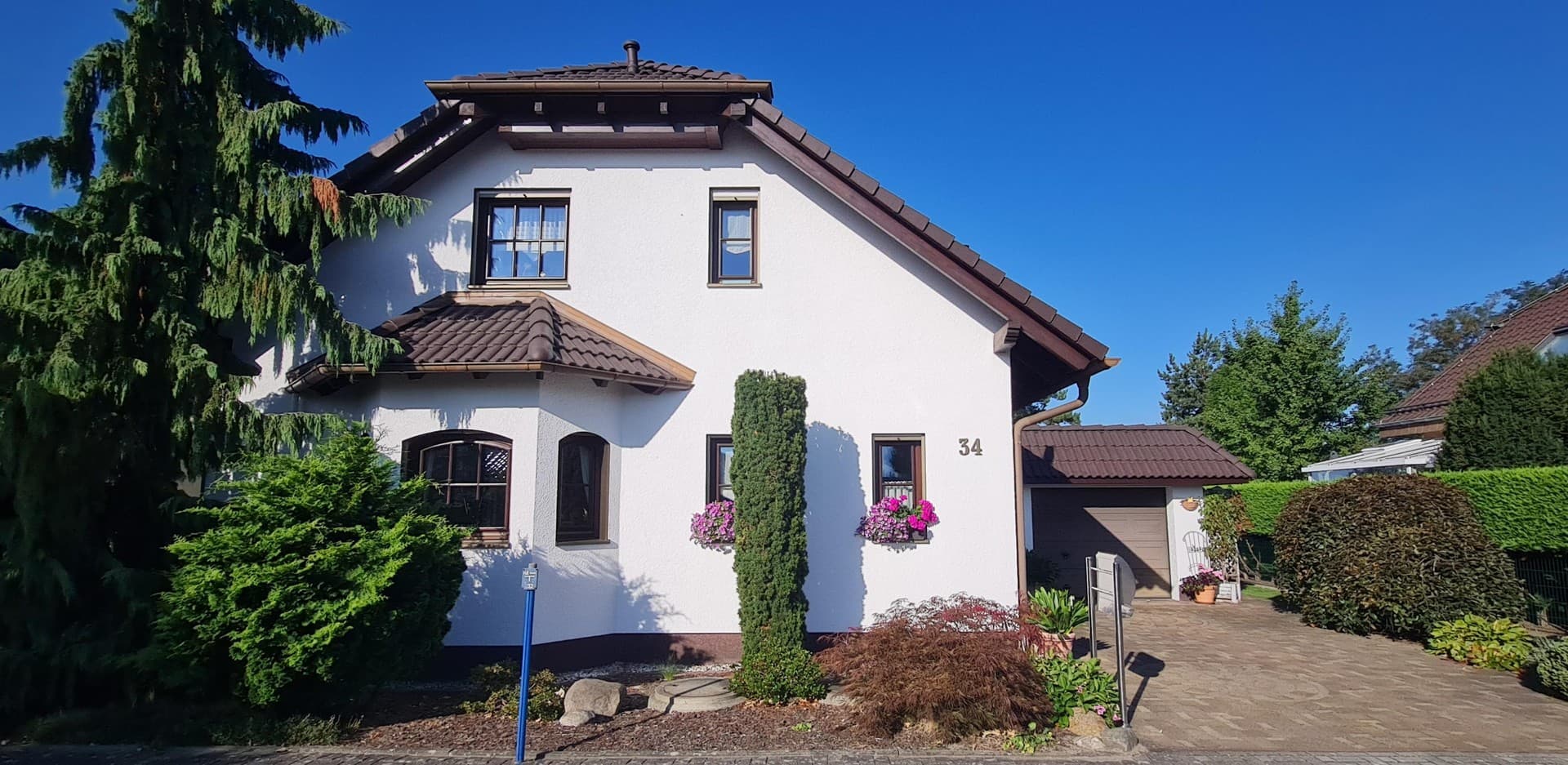 Charmantes Weber-Einfamilienhaus mit unverbaubarem Naturblick & und echtem Wohlfühlfaktor