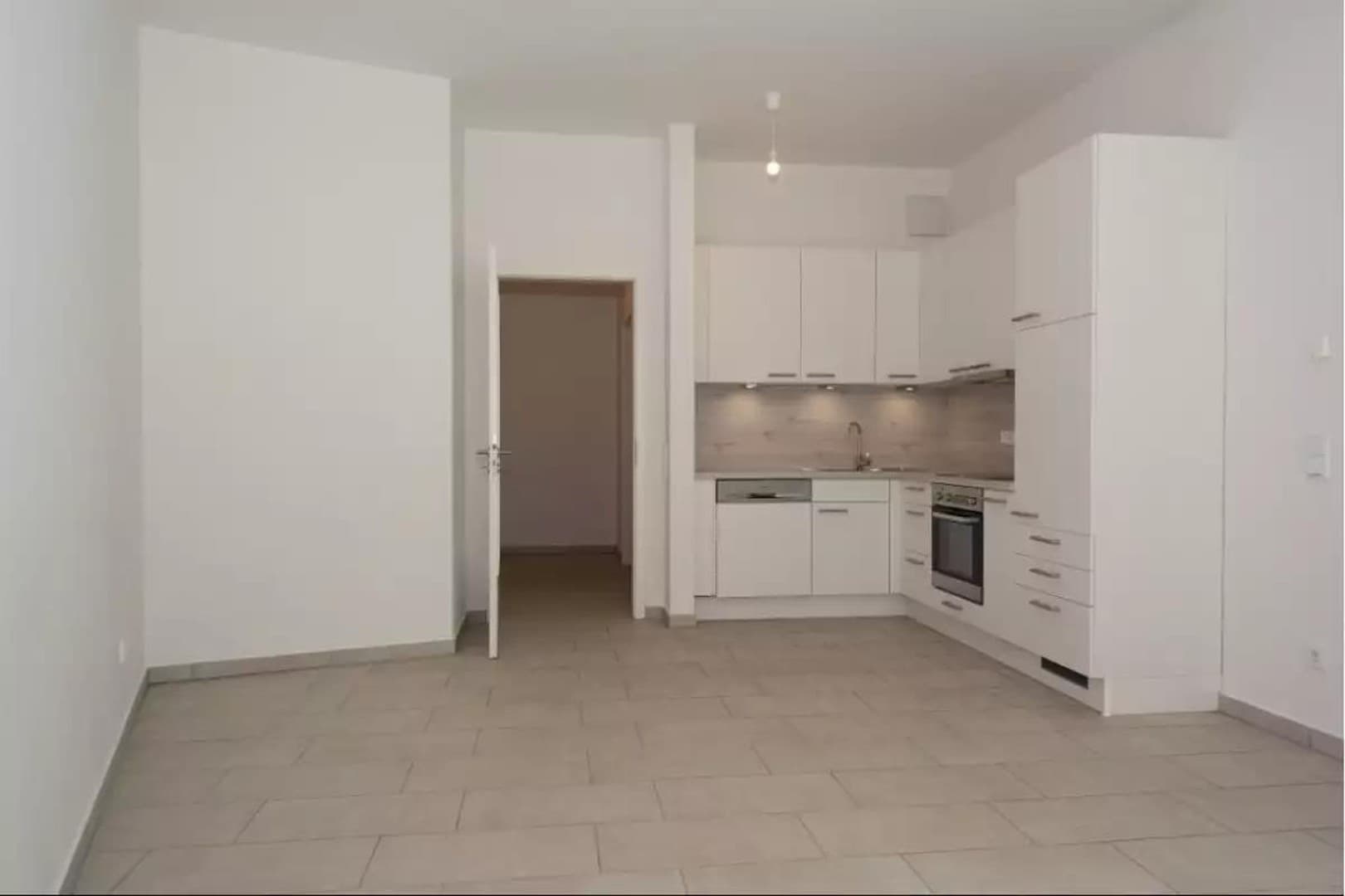 2-Zimmer-Wohnung zur Miete Hasenbräugelände Terrasse EBK Tiefgaragenstellplatz