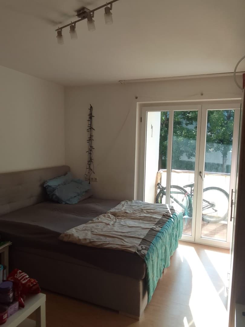 1 Zimmer Wohnung Top-Lage gegenüber Uni