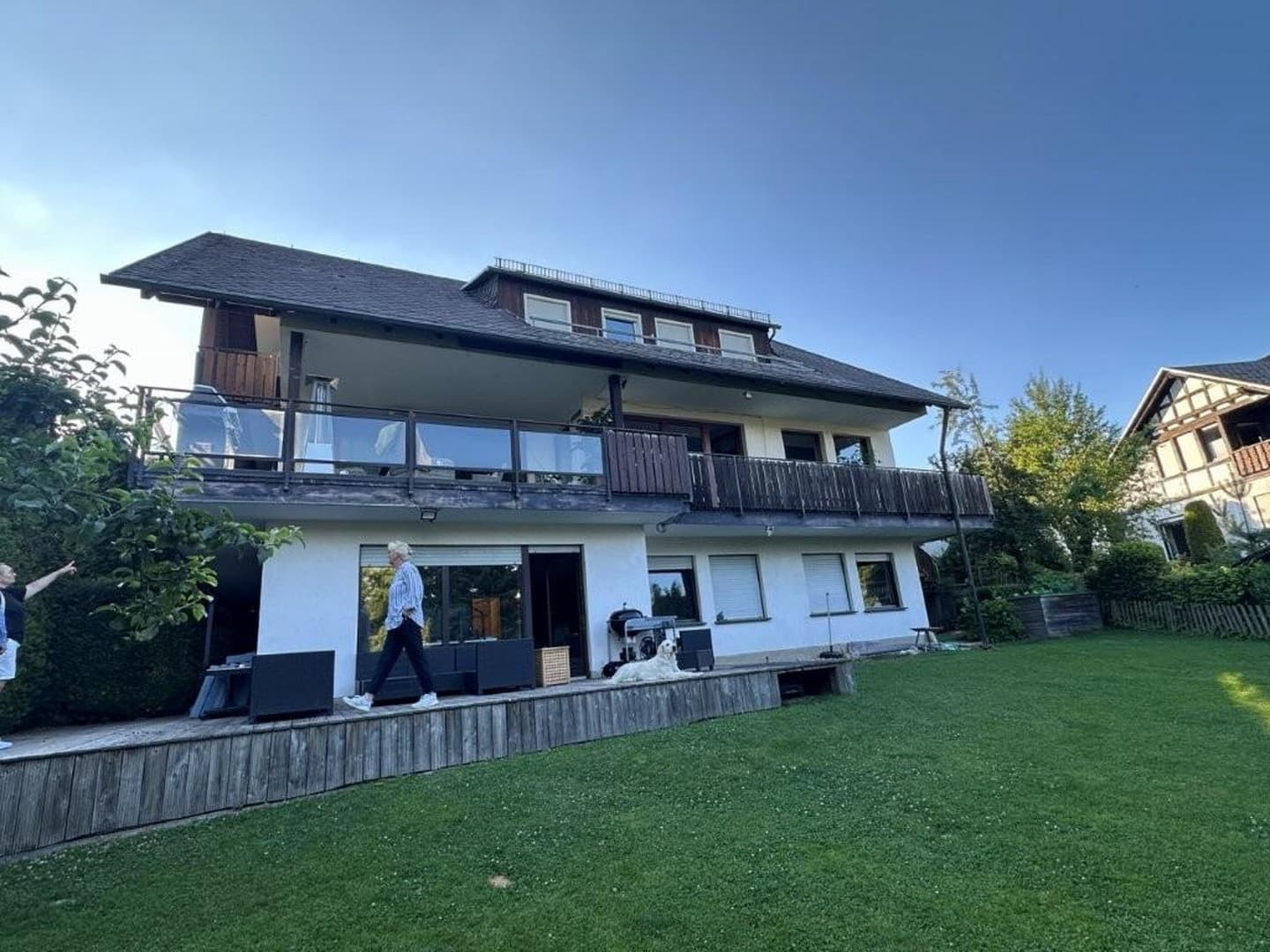 grosszügiges Einfamilienhaus mit Weitblick und Einliegerwohnung