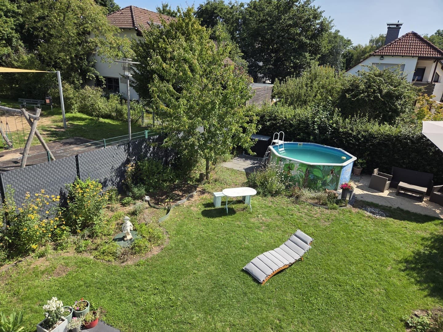 Attraktives freistehendes Einfamilienhaus mit großem Garten und PV-Anlage in Hanau/ Großauheim