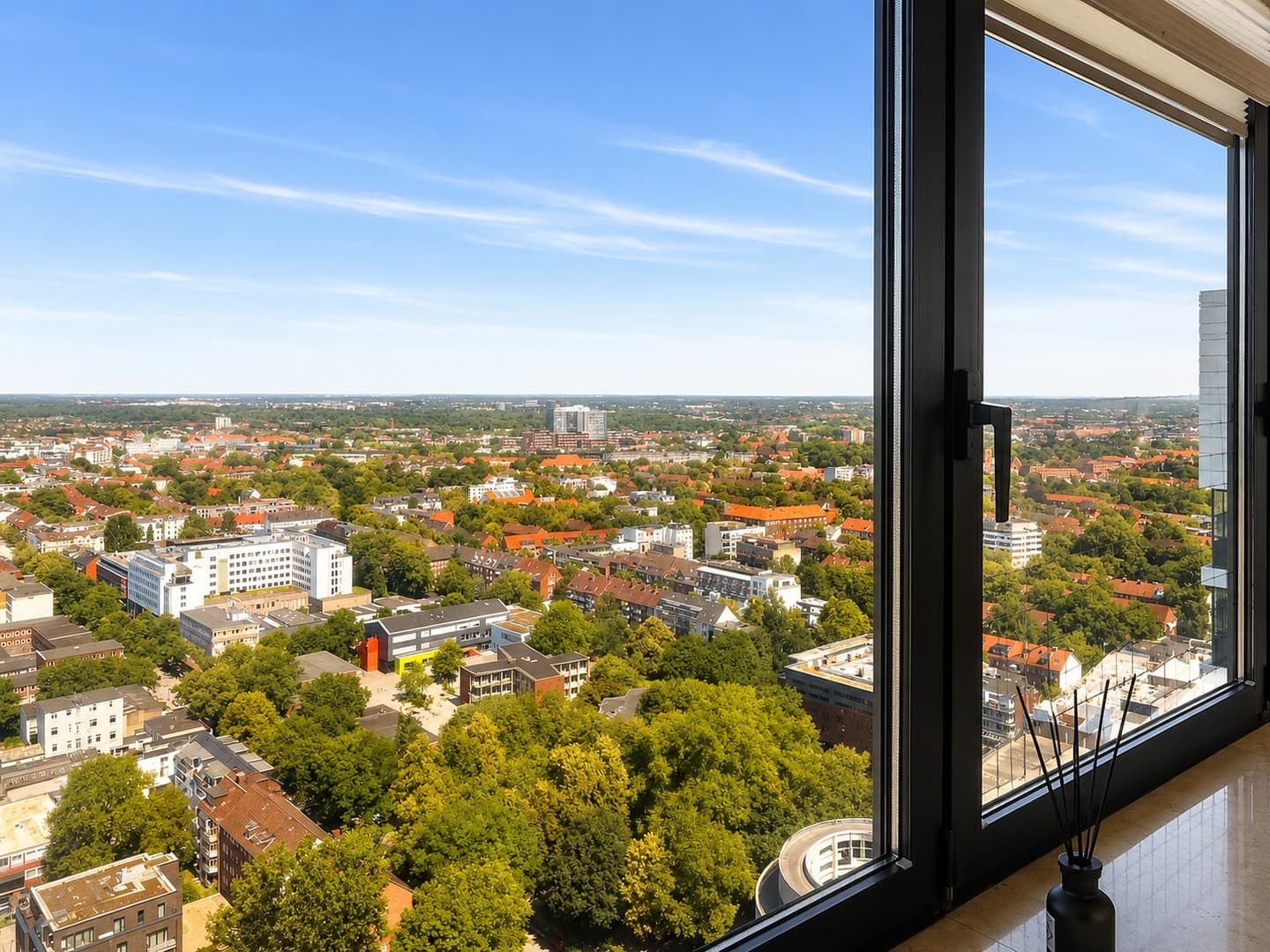 Fully furnished high-rise residence 29F/ W3 Panorama views over Hamburg
