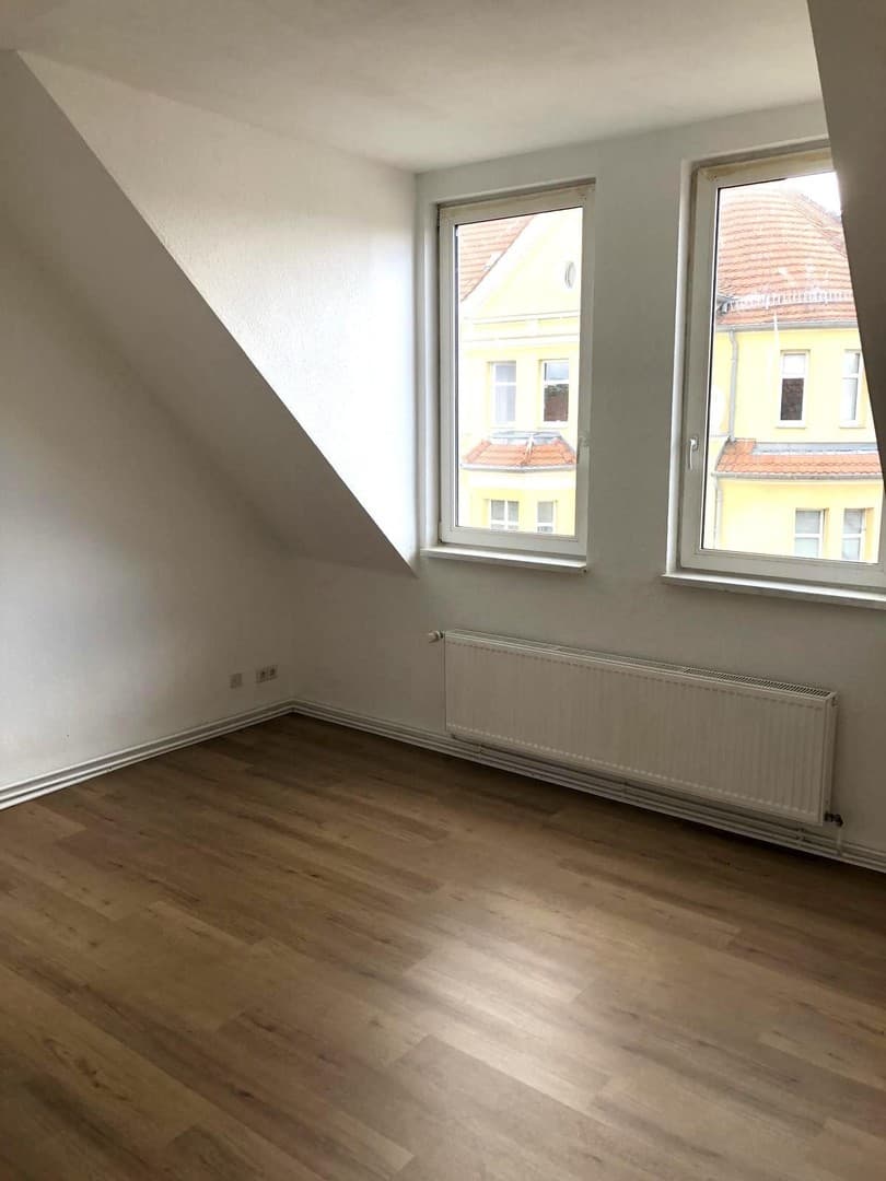 Schöne sanierte 1,5- Zimmerwohnung