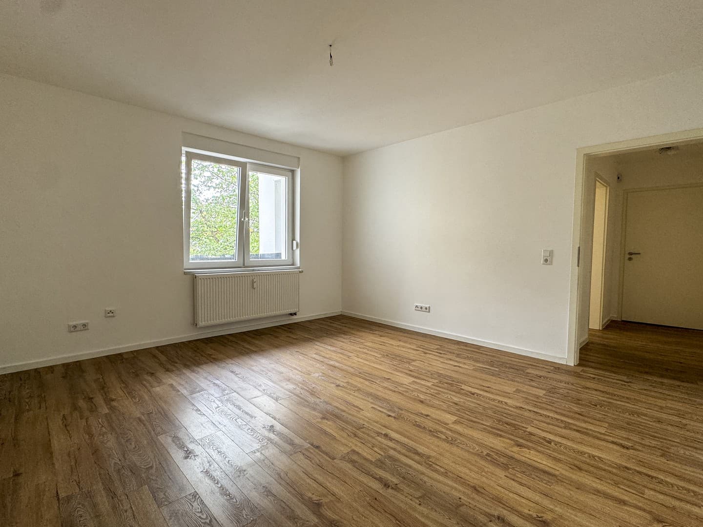 Zentrale 1- Zimmer Wohnung in Leverkusen mit Balkon
