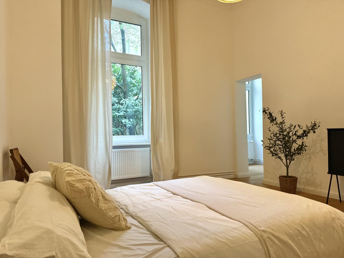 Sanierte Altbauwohnung in Berlin Schöneberg