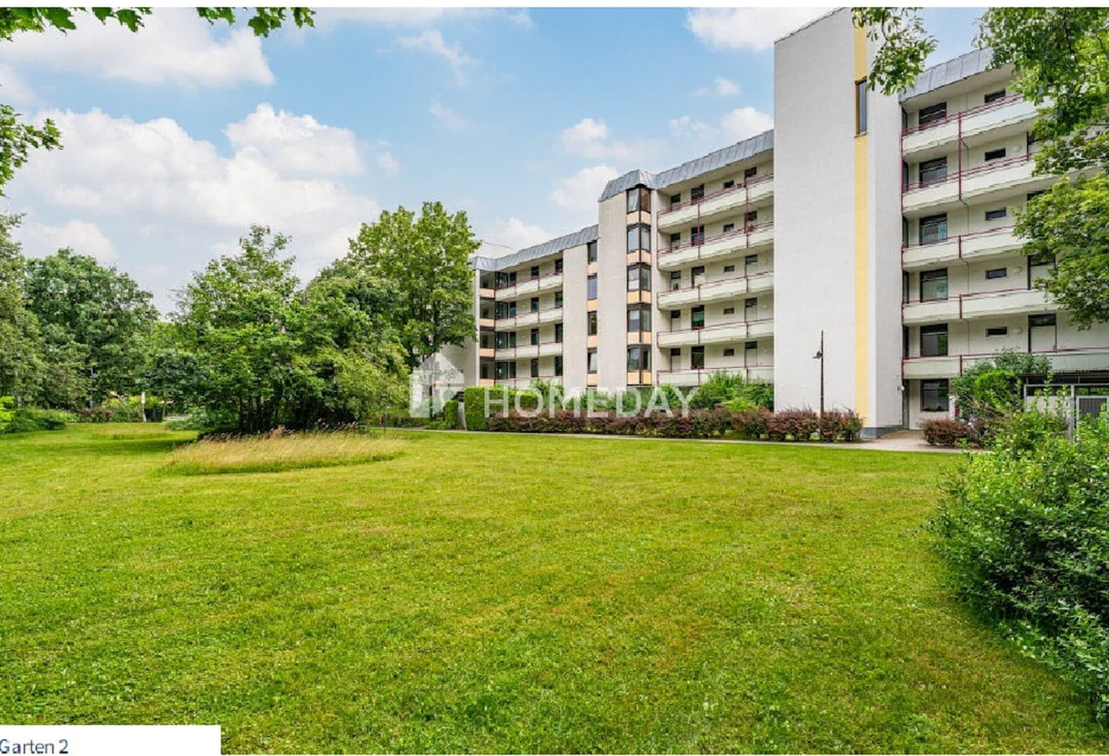 Helle 3-Zimmer-Wohnung mit Einbauküche & Aufzug & West-Loggia in München