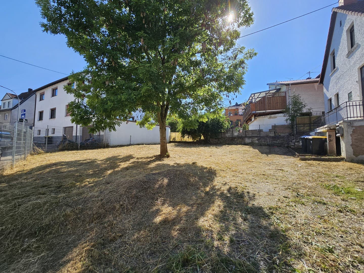 *provisionsfrei* Sanierungsobjekt mit viel Potenzial: Einfamilienhaus, ruhige Lage in Schiffweiler