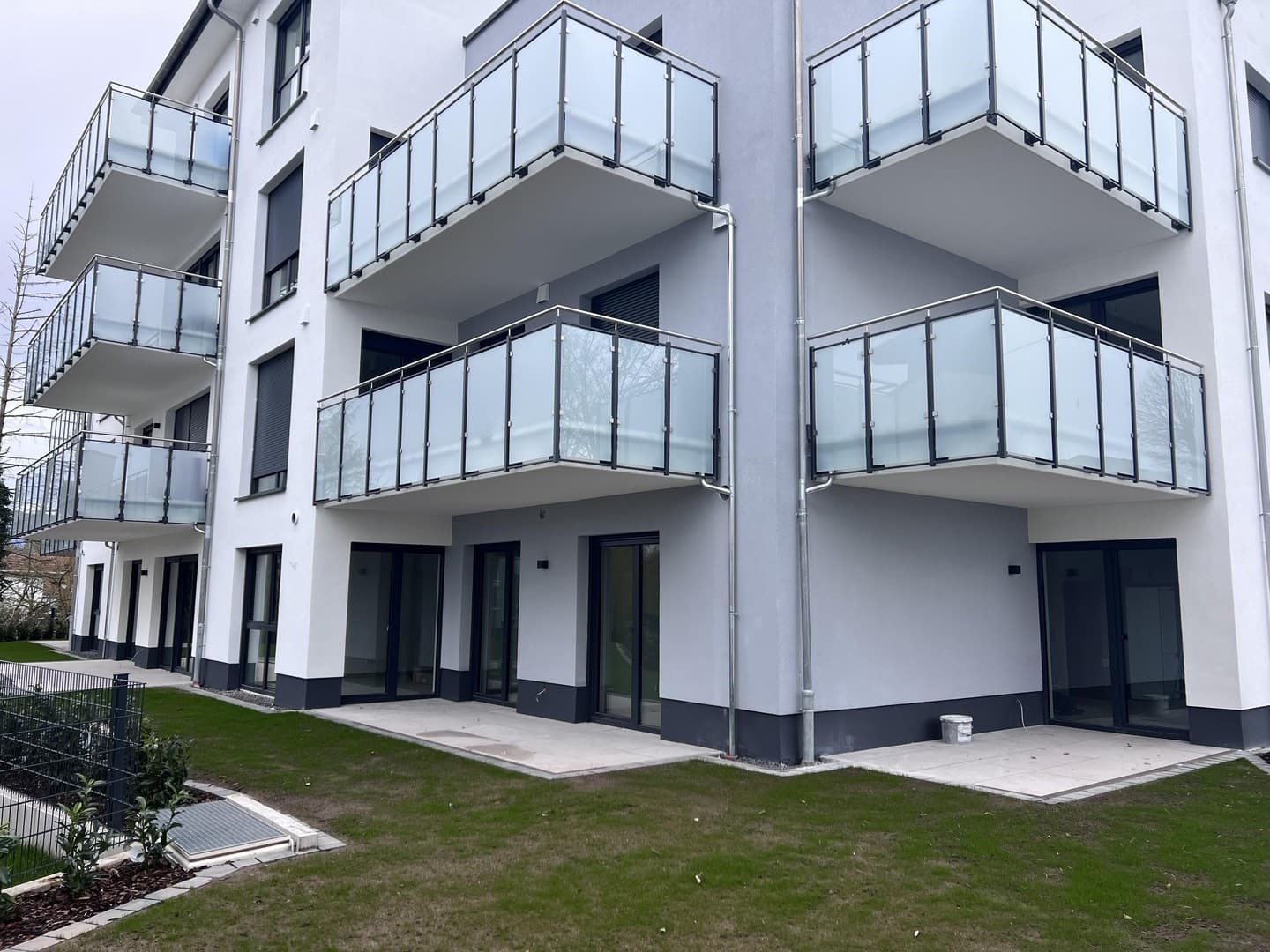 Schöne 3 Zimmer-Wohnung mit Garten im Neubau