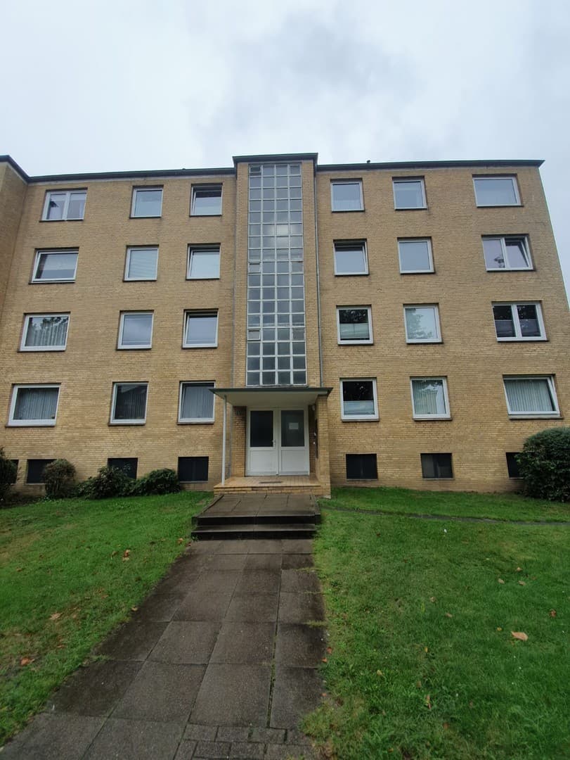 Helle 3-Zimmer-Wohnung mit Balkon in ruhiger und zentraler Lage von Buxtehude