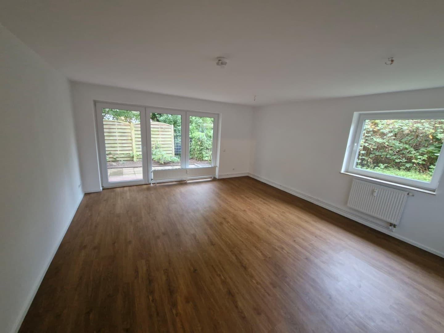 Gemütliche 2-Zimmer-Erdgeschosswohnung mit Terrasse in Lüneburg zu vermieten