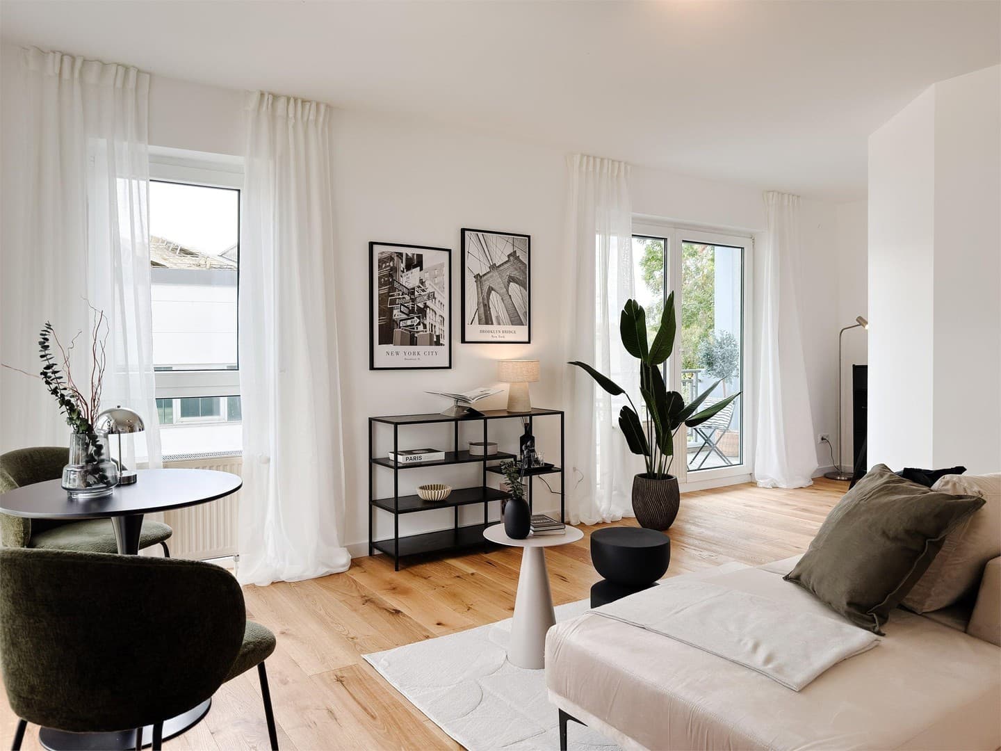 Design, Ruhe und Rheinblick – exklusive 2-Zimmer-Wohnung mit Balkon und Tiefgarage