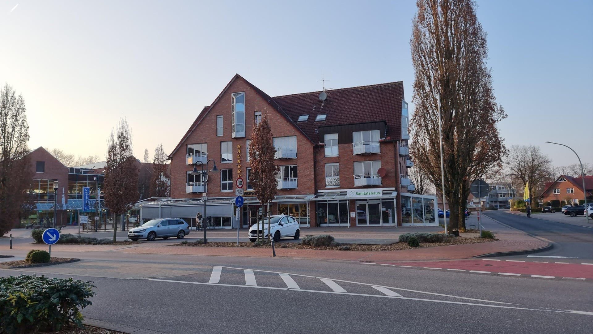 Praxis/Büro 86 m² Spelle-Zentrum: Arzt, Therapie, Kosmetik, Kanzlei – Aufzug, provisionsfrei