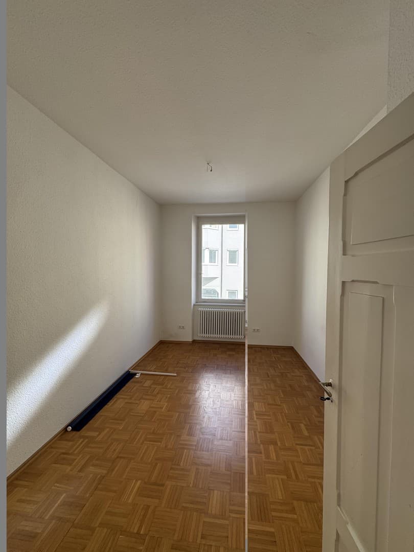 Altbau 3-Zimmer Wohnung im Stadtteil Paradies