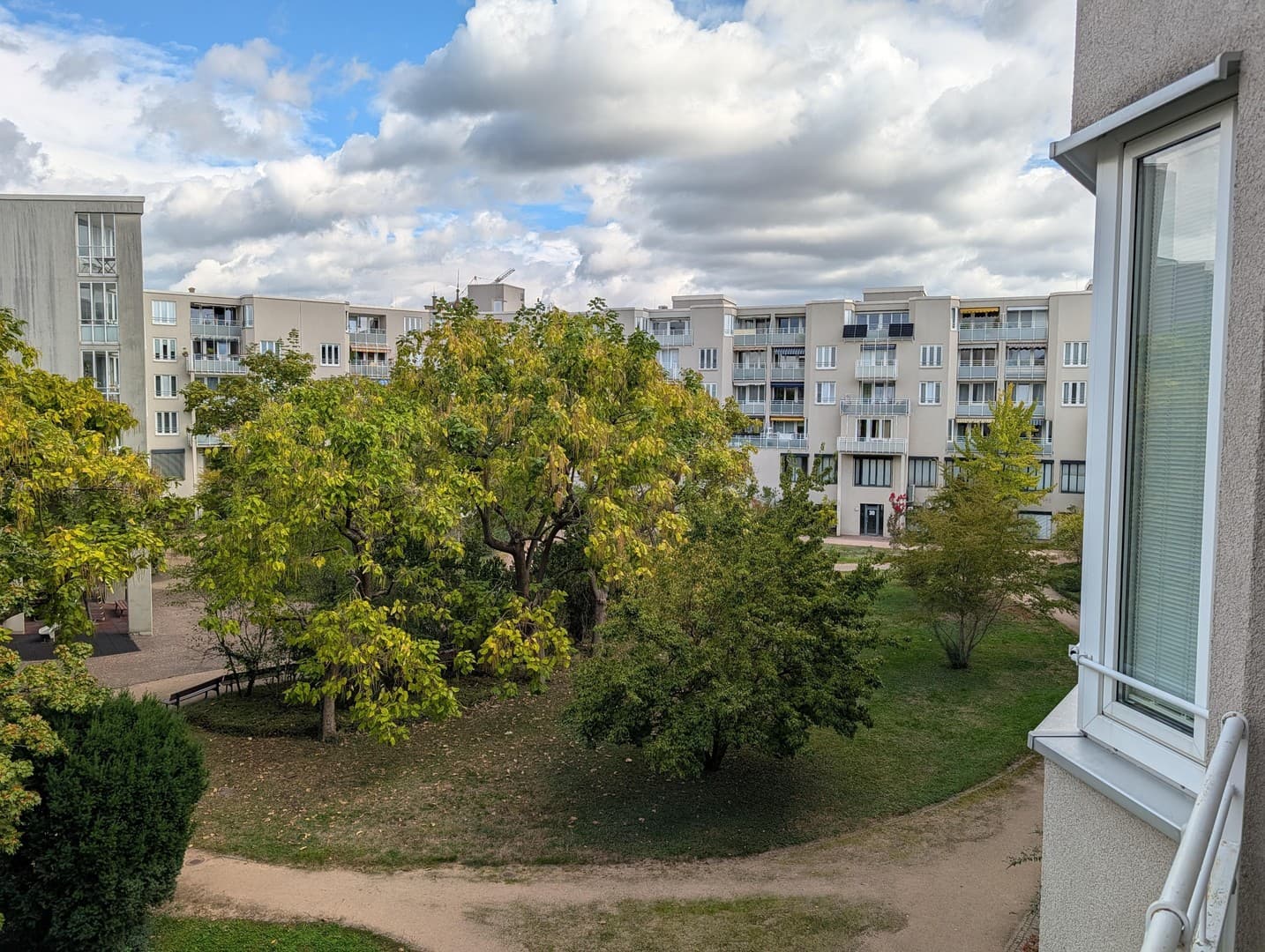 Provisionsfrei von privat: Ruhige 3-Zimmer-Wohnung mit TG-Stellplatz in Karlsruhe Innenstadt-Ost