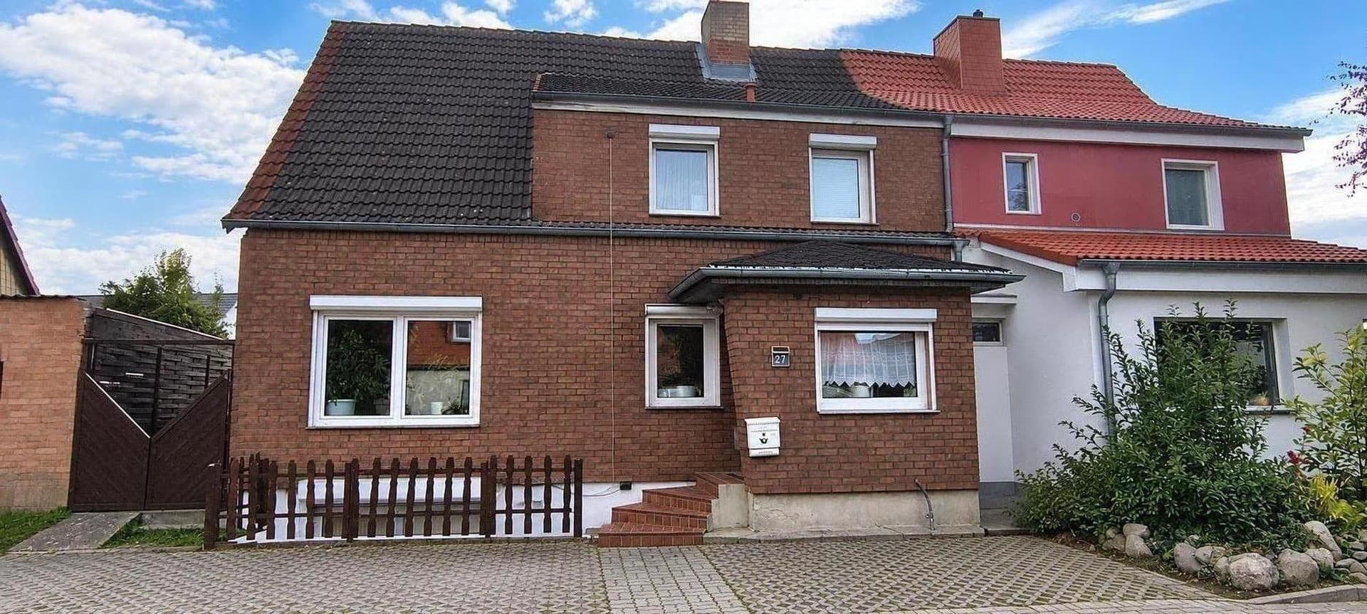 Mehrgenerationenhaus mit 3 separaten Wohneinheiten – auch zur Vermietung geeignet
