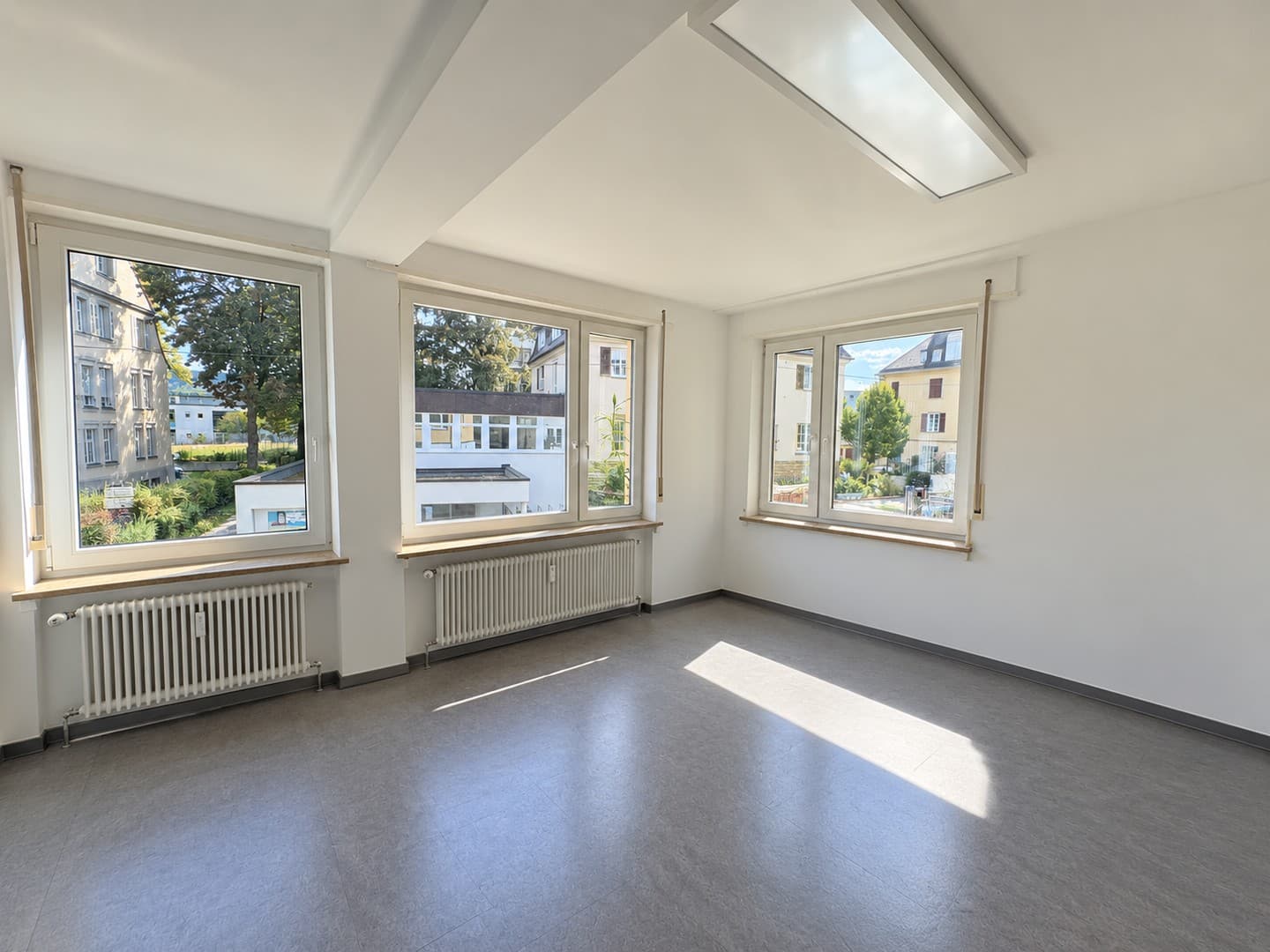 WG-Zimmer in Frauen-WG, Stuttgart-Nord, DHBW nebenan