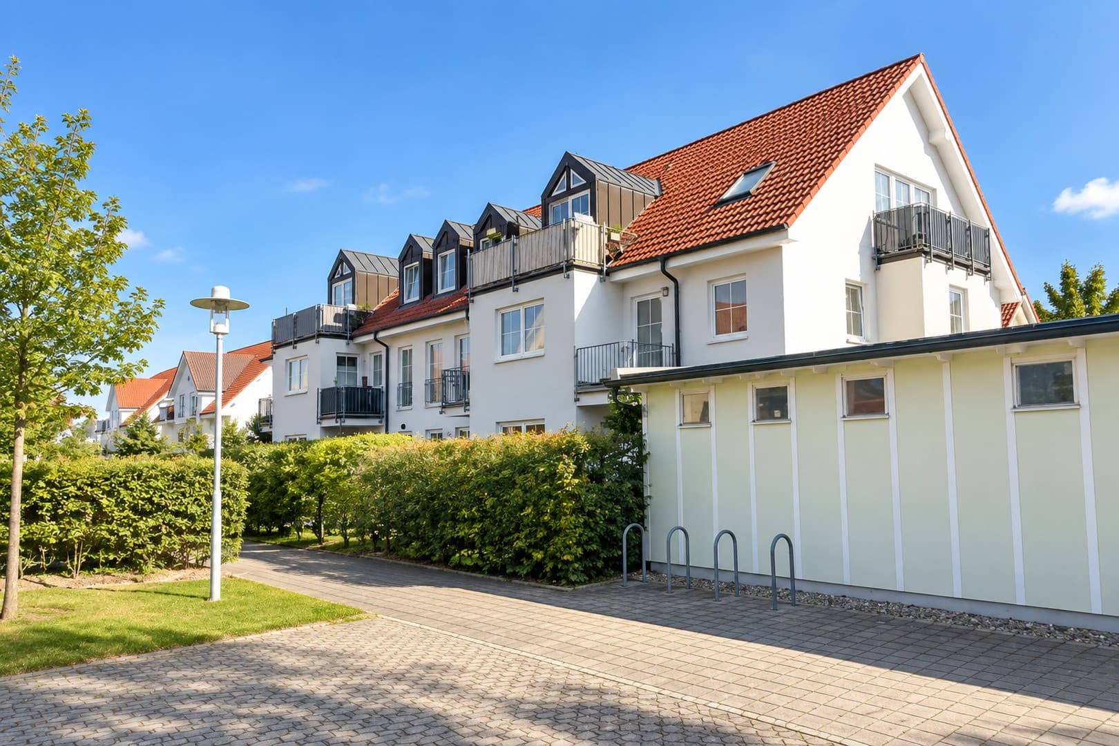 Leegebruch - Sonnige 1,5-Zimmer Eigentumswohnung, ruhig und im Grünen