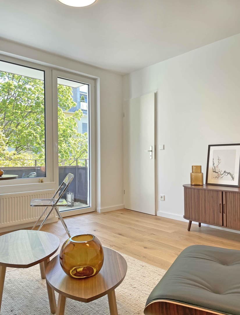 Zwischen Kurfürstendamm und Ludwigkirchplatz: Erstbezug mit Balkon und Aufzug, provisionsfrei