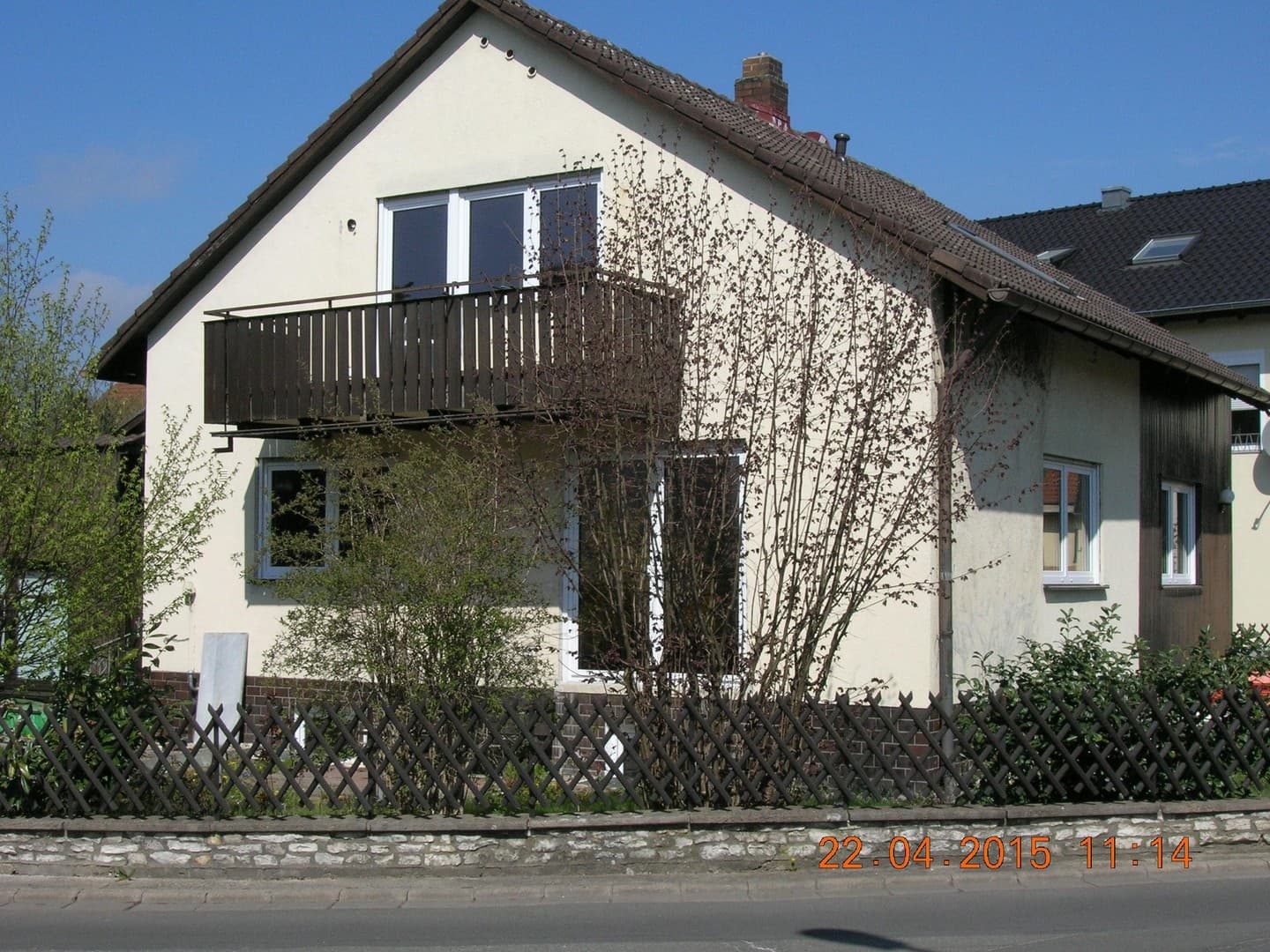 Großes 1-Familienhaus (154m²) unterkellert) +Einliegerwohnung (56m²)