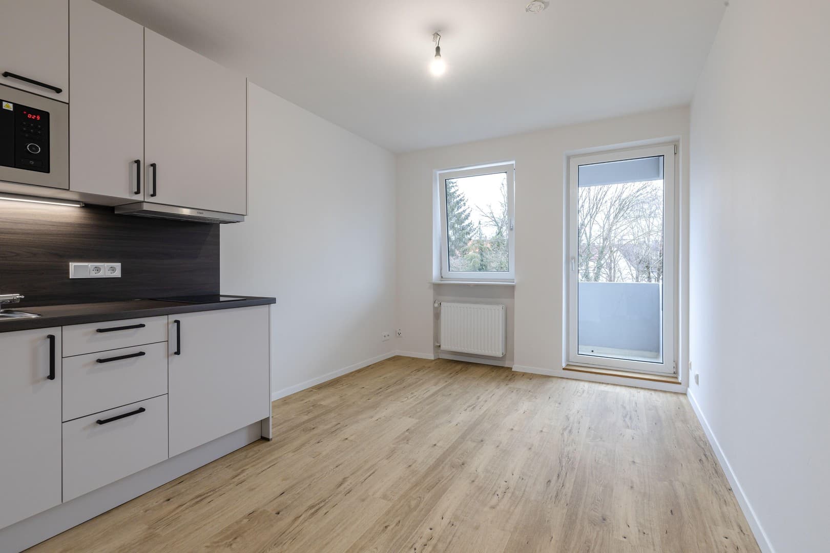 Erstbezug nach Kernsanierung - Kleine 1-Zimmer Wohnung mit schönem Balkon in München-Giesing