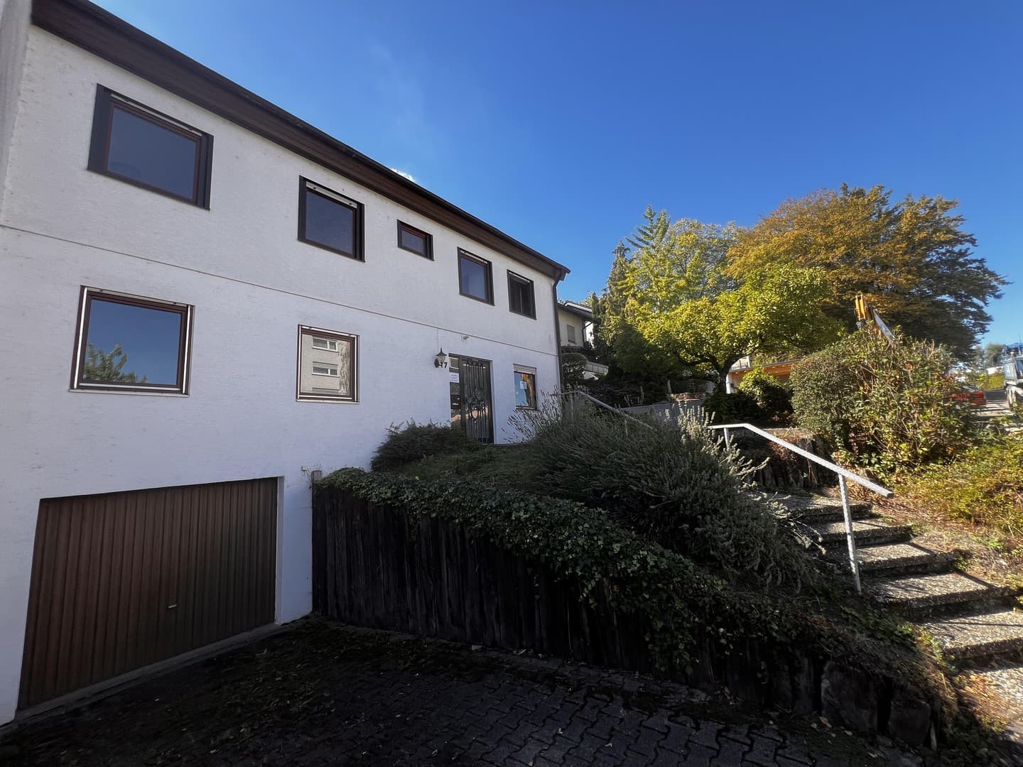 Charmantes Einfamilienhaus mit Traumterrasse und viel Potenzial
