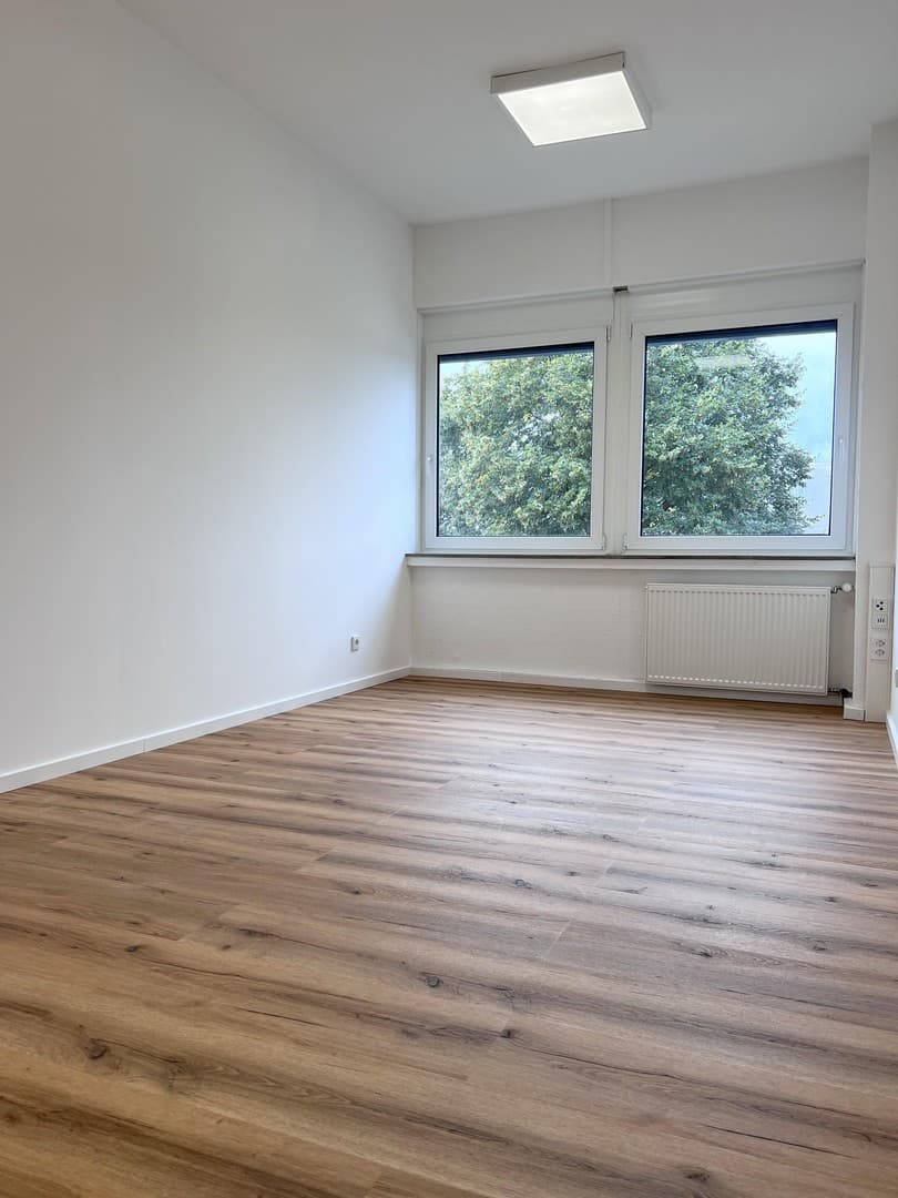 ca. 25,14qm frisch renovierte BÜROFLÄCHE für 9,00€/qm
