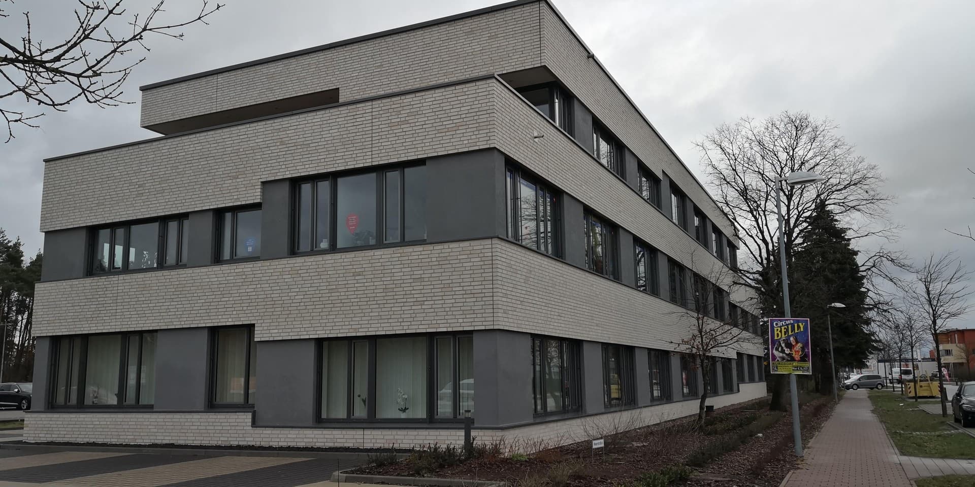 Attraktive Büro-/Praxiseinheit in guter Lage – vielseitig nutzbar