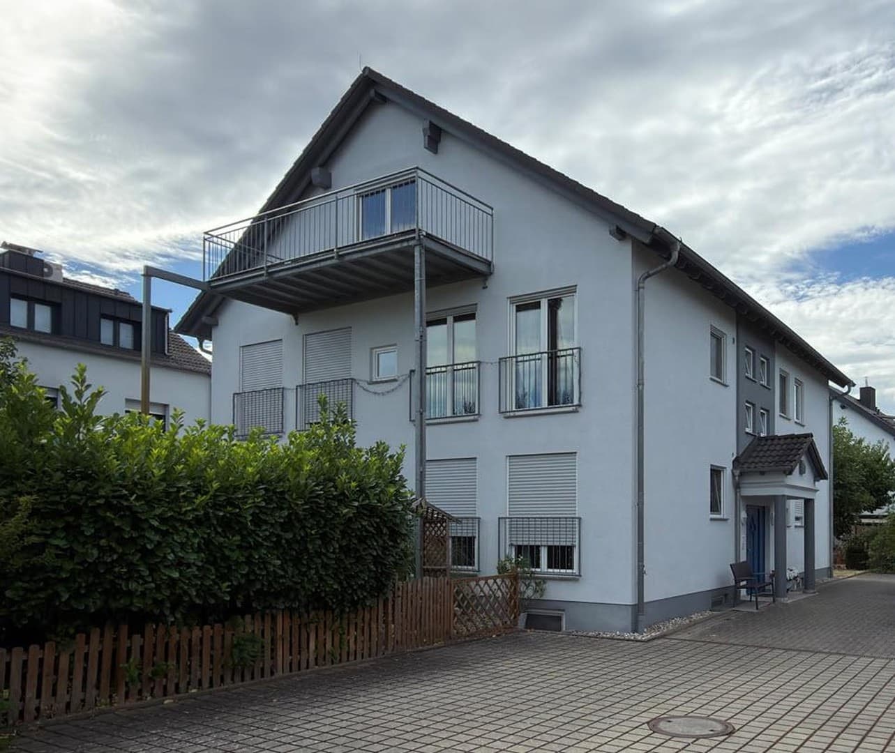 Helle 3-Zimmer Wohnung mit Balkon in ruhiger Lage