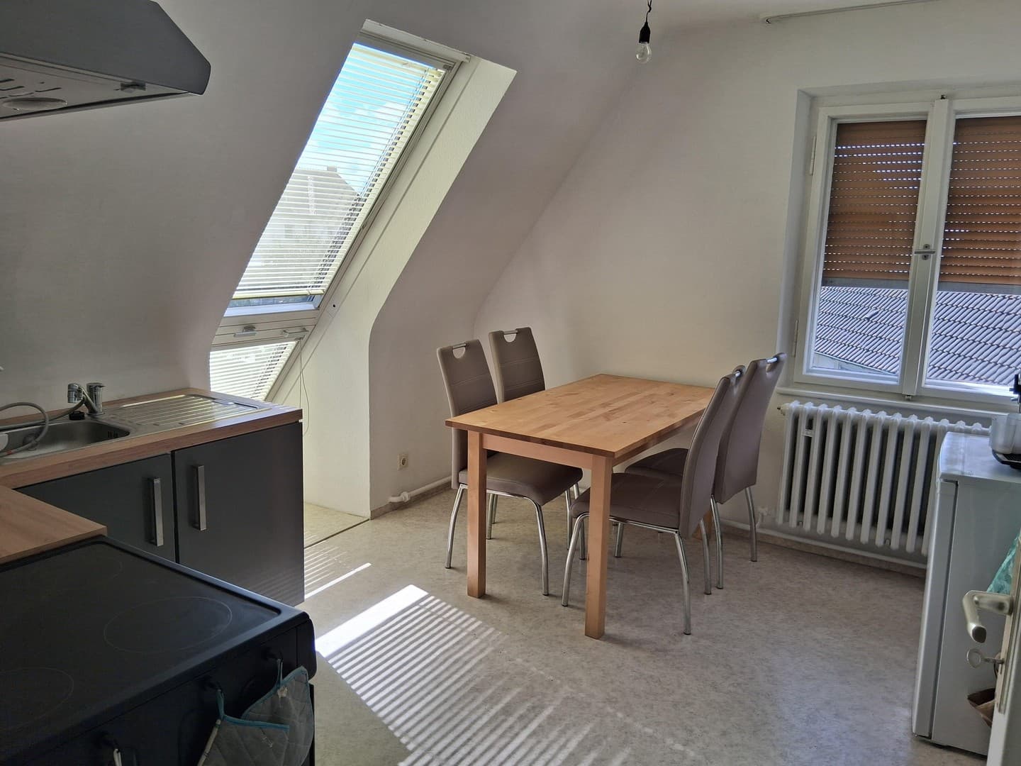 Single-Wohnung, hell und ansprechend, in grüner und doch zentraler Lage