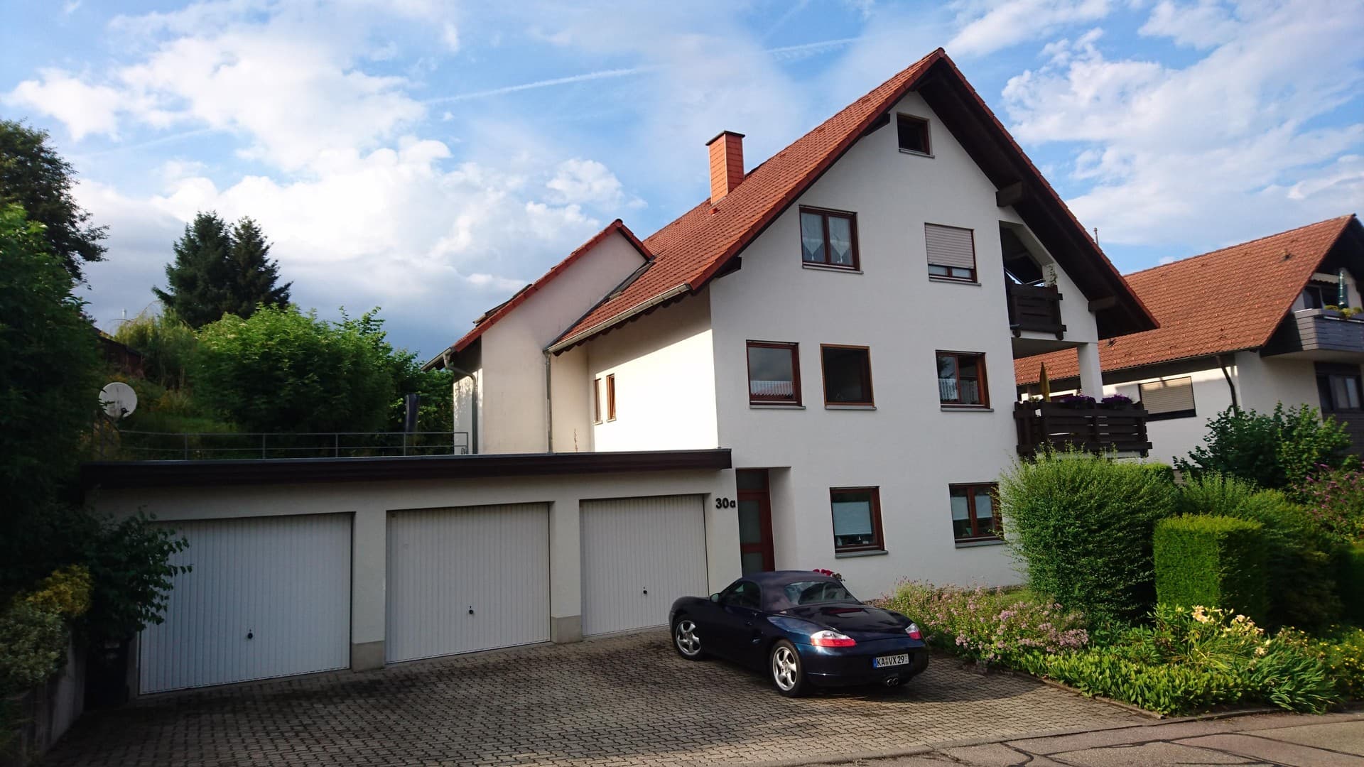 3,5 Zimmer Dachgeschosswohnung mit traumhafter Aussicht