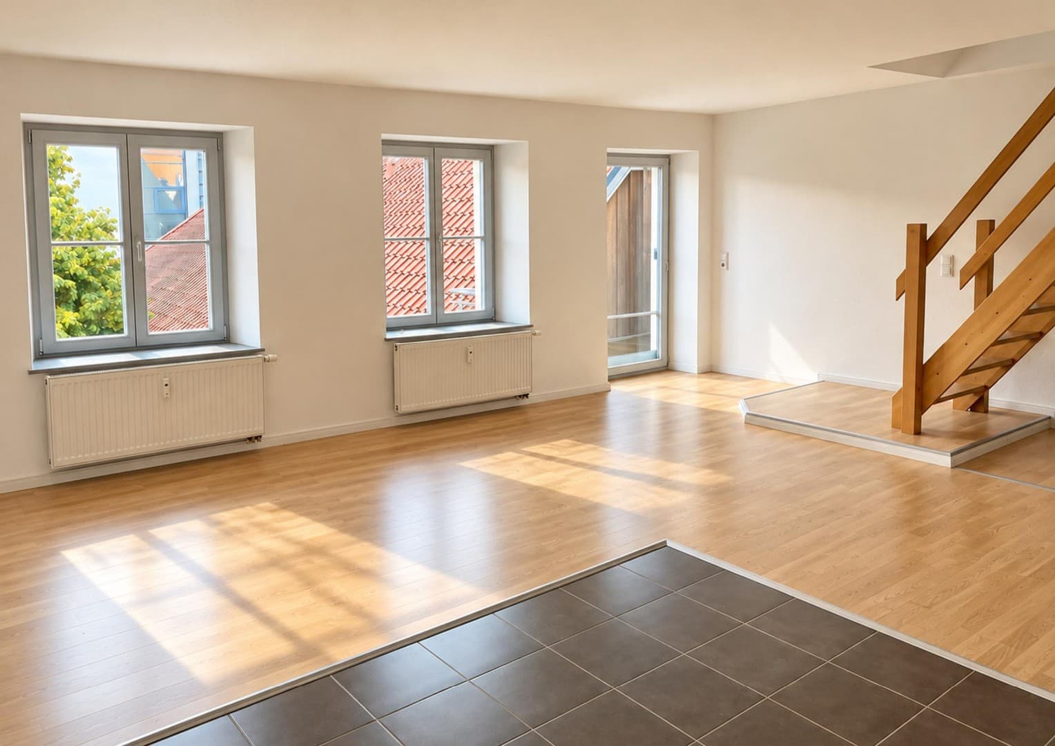 Charmante Maisonettewohnung über zwei Ebenen mit besonderem Altbauflair