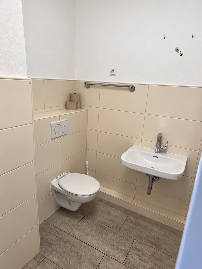Frisch renoviertes Apartment mit Balkon, zentral & provisionsfrei