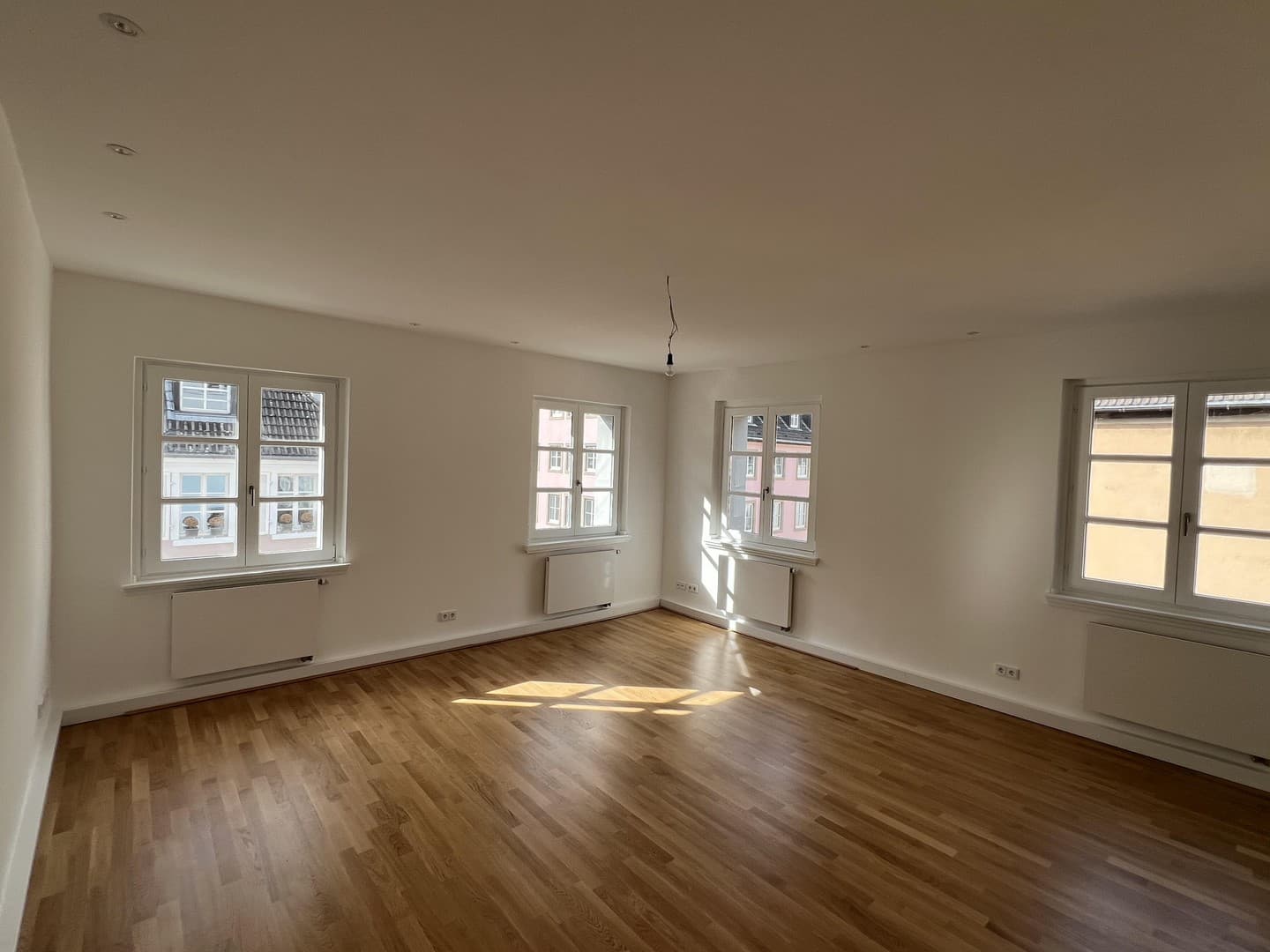 Helle 3 Zimmer Wohnung in der Carlstadt