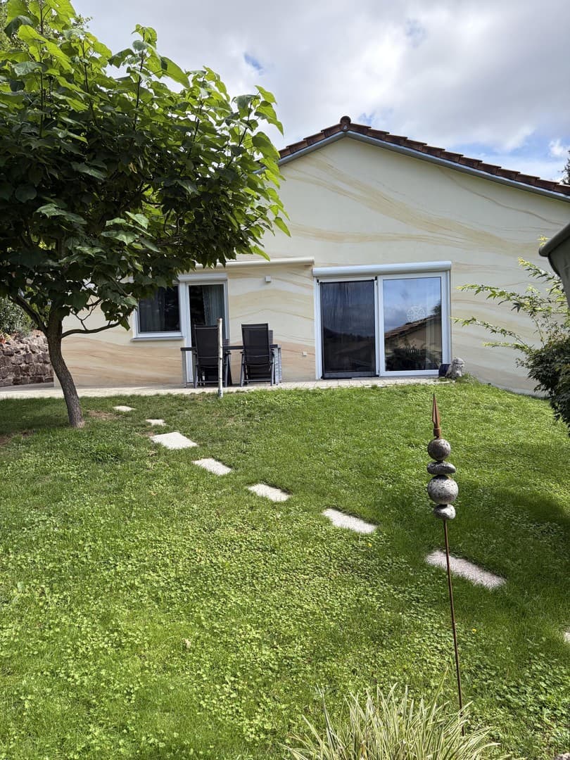 Haus/Bungalow mit Einliegerwohnung
