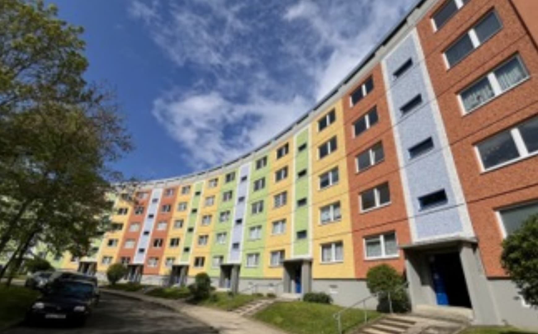 Großzügige und flexible Wohnung mit 2 Küchen & 2 Bädern in Gera-Lusan (Brüte)