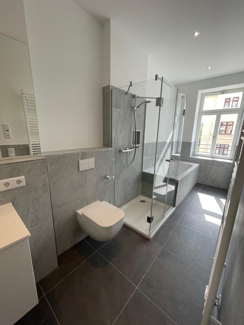Neu sanierte 3-Zimmer-Wohnung mit großem Balkon zu vermieten