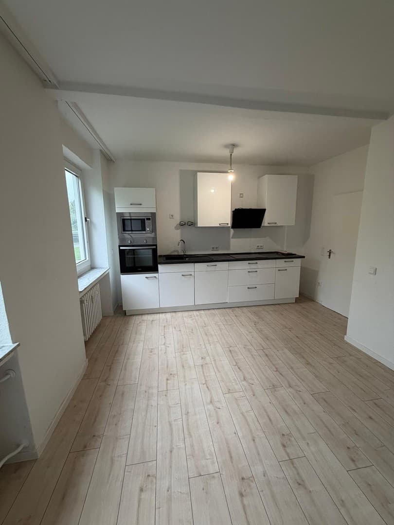Sonnige Erdgeschosswohnung mit 2 Balkonen