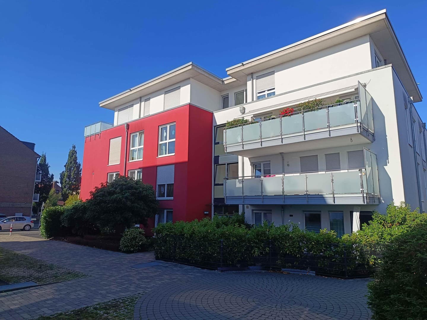 Exklusive, barrierefreie 2,5-Zimmer-Eigentumswohnung mit großer Terrasse